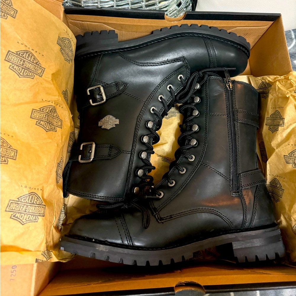 Brand new Harley Davidson boots